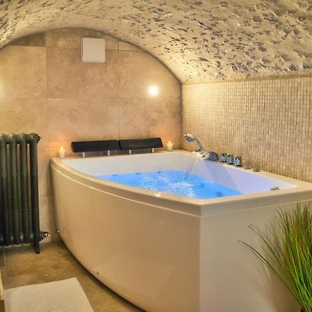 L'Oxalis Villa, Sauna Et Jaccuzi Privatif Bullion Buitenkant foto